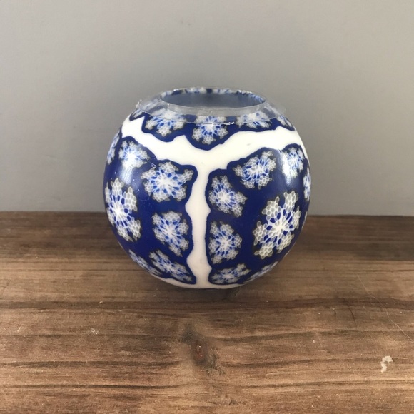 Snowflake Candle - Picture 2 of 10